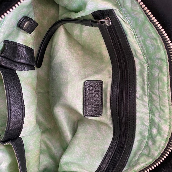 Sigrid Olsen black leather purse - Picture 4 of 11